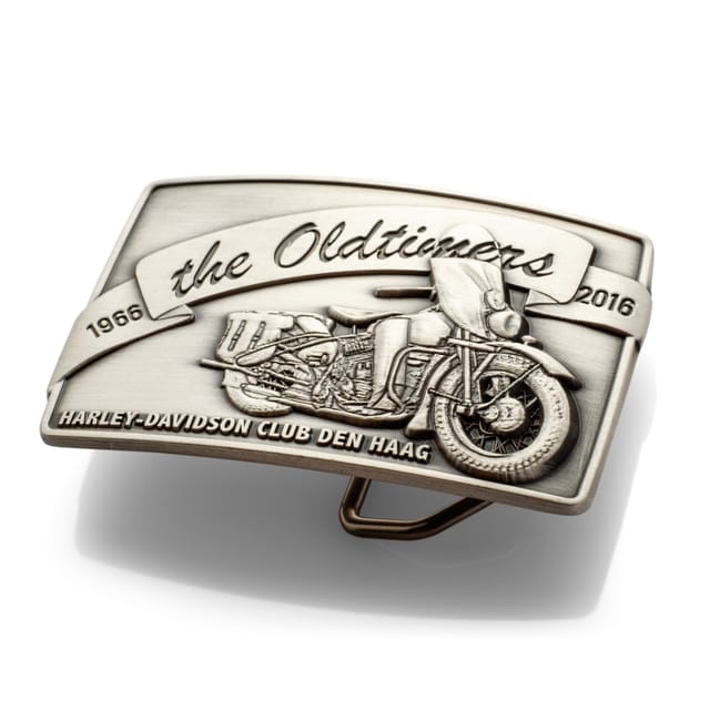 Belt buckle in antiek zilver met een motor en tekst in reliëf